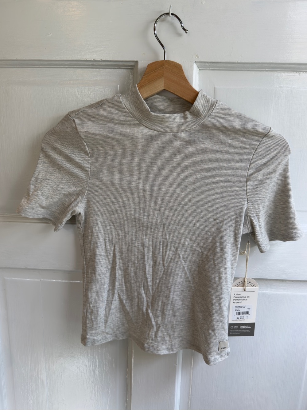 Vuori Women's Short Sleeve Pose Mock Neck Tee - White Heather Gray